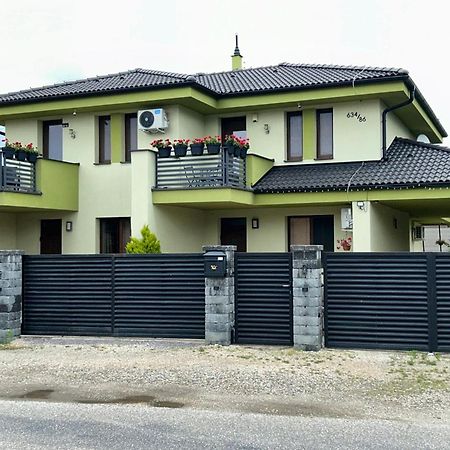 Apartmany Zeleny Dom Podhájska 외부 사진