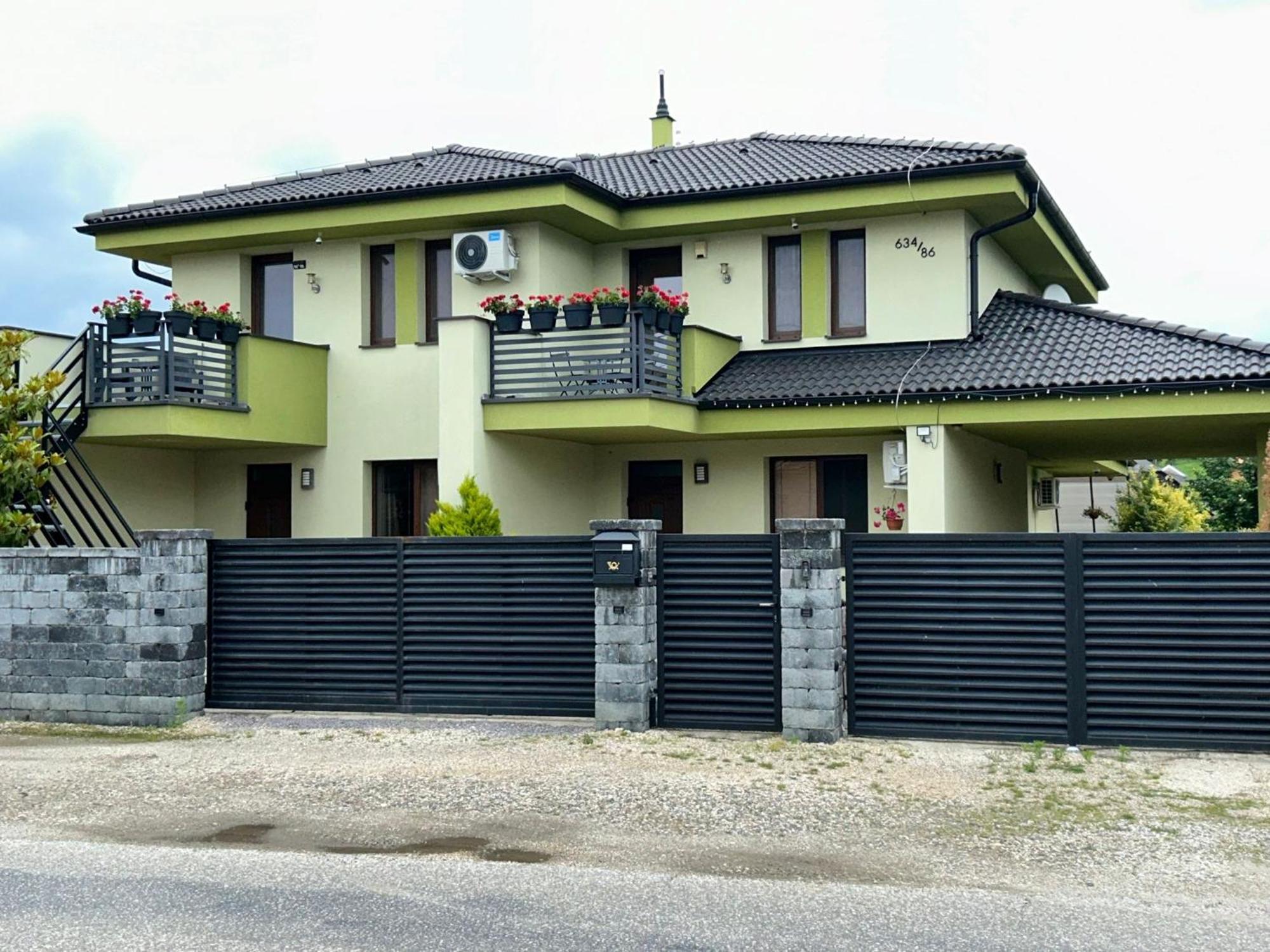 Apartmany Zeleny Dom Podhájska 외부 사진